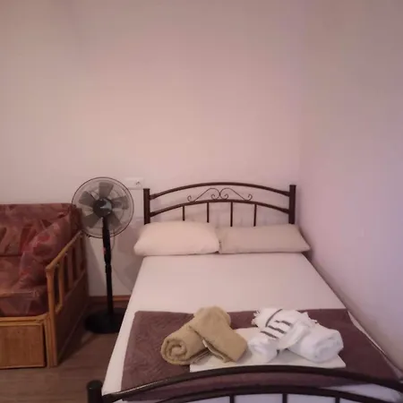 Garden House Tatil Evi